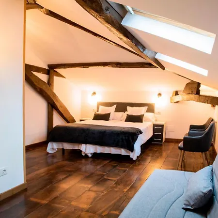 La Corrolada De Ana Holiday home Debodes
