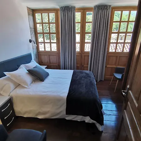 La Corrolada De Ana Holiday home Debodes