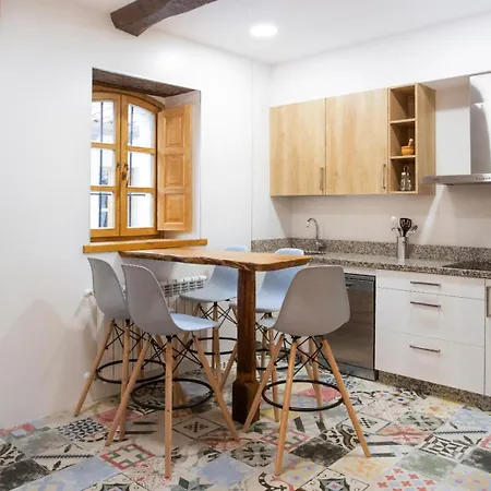Holiday home La Corrolada De Ana Debodes