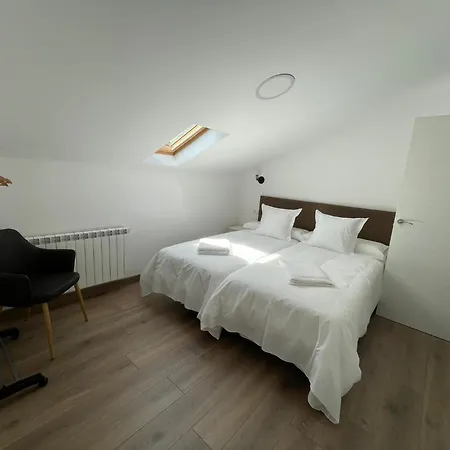 La Corrolada De Ana Holiday home Debodes
